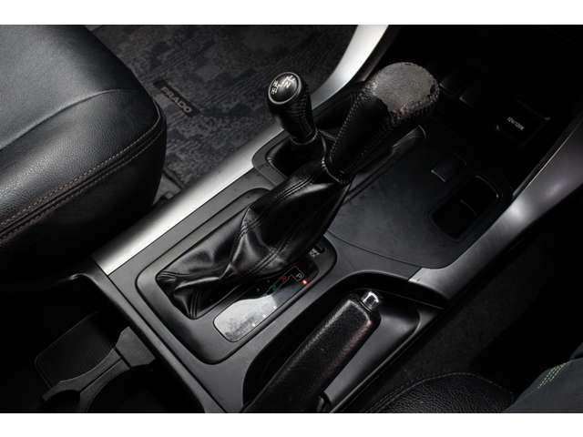 ランドクルーザープラド 2007/H19