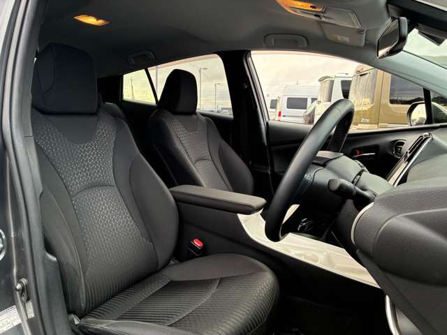 プリウス 2016/H28