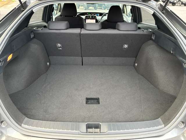 プリウス 2016/H28