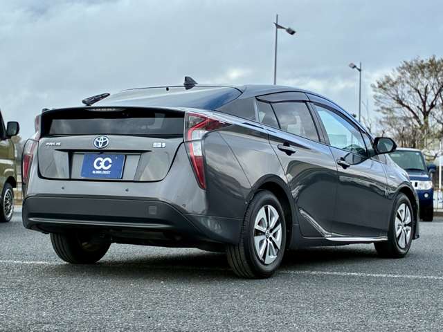 プリウス 2016/H28