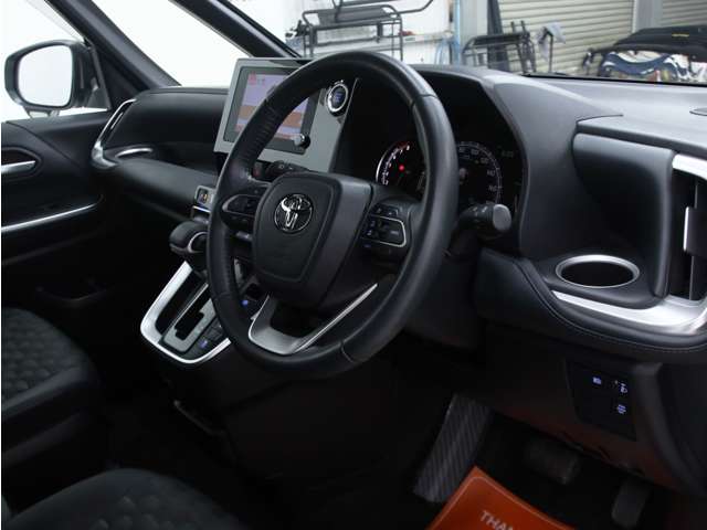 ヴォクシー 2022/R04