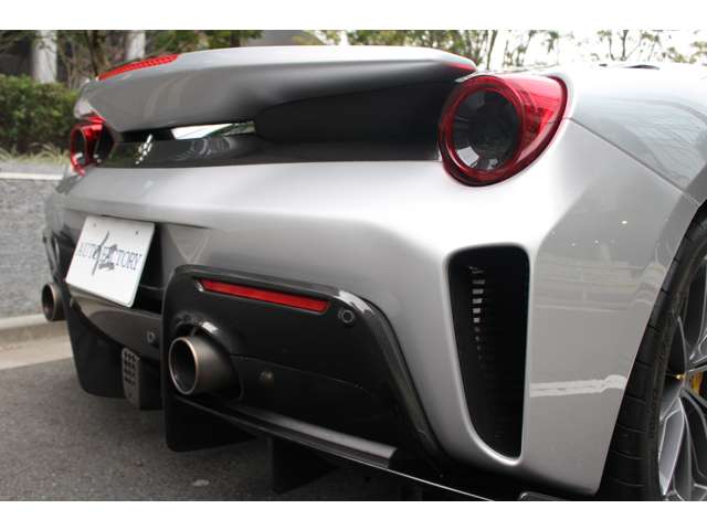 フェラーリ488ピスタF1 DCTD車/センターライン/Fリフター