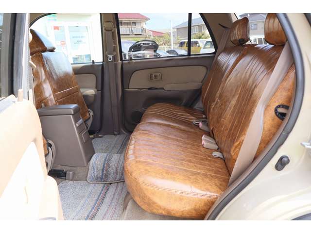 ハイラックスサーフ 2000/H12