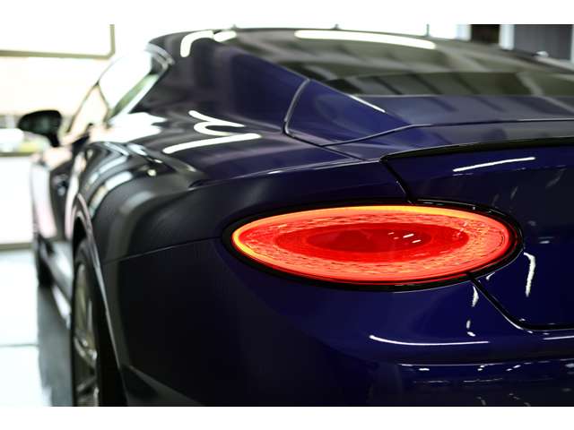 コンチネンタルGT 2021/R03