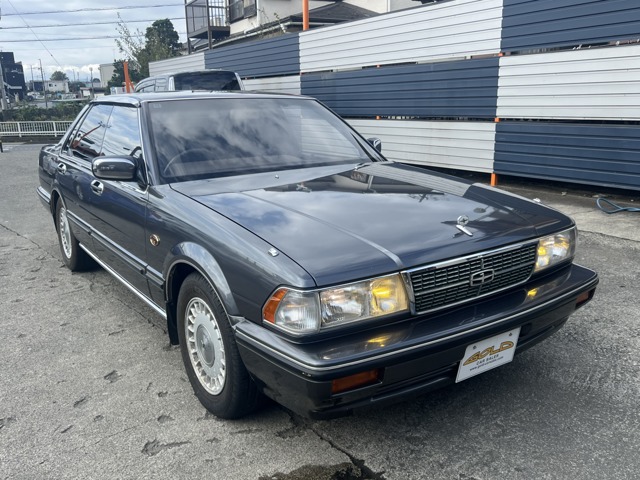 グロリア 1989/H01