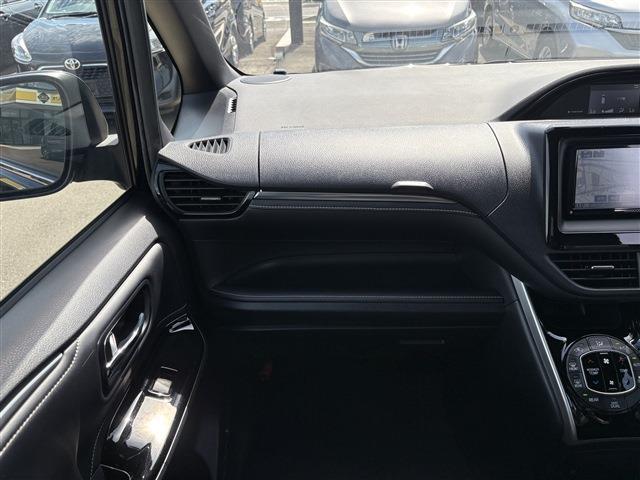 エスクァイア 2020/R2