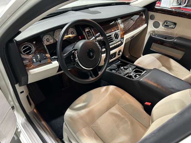 ゴースト 2010/H22