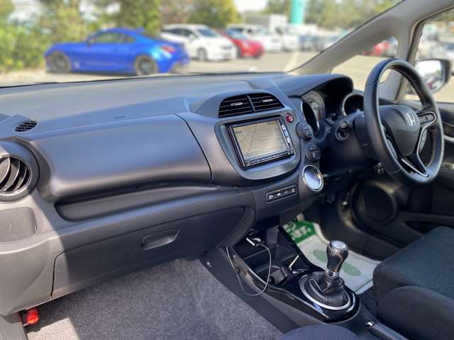 フィットハイブリッド 2012/H24