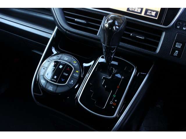 エスクァイア 2018/H30