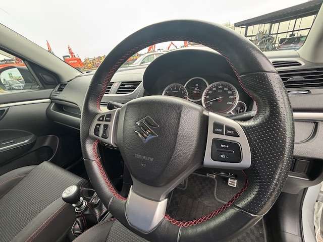 スイフト 2013/H25