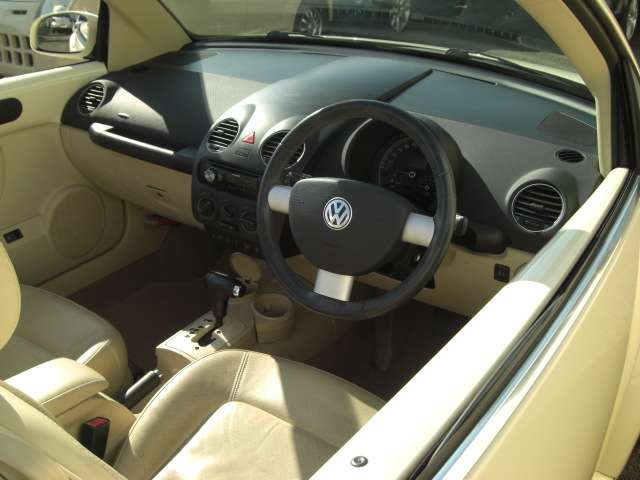 ニュービートルカブリオレ 2008/H20