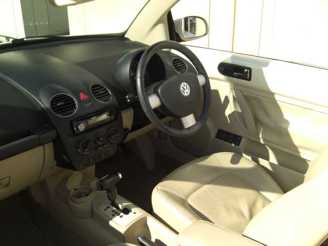 ニュービートルカブリオレ 2008/H20