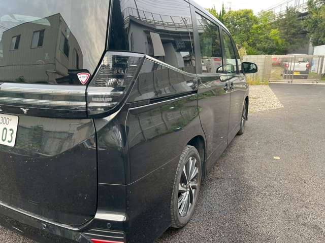 ヴォクシー 2022/R04