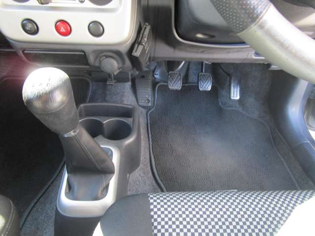 アルトラパン 2007/H19
