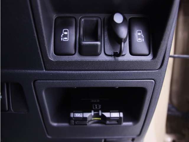 シエンタ 2011/H23