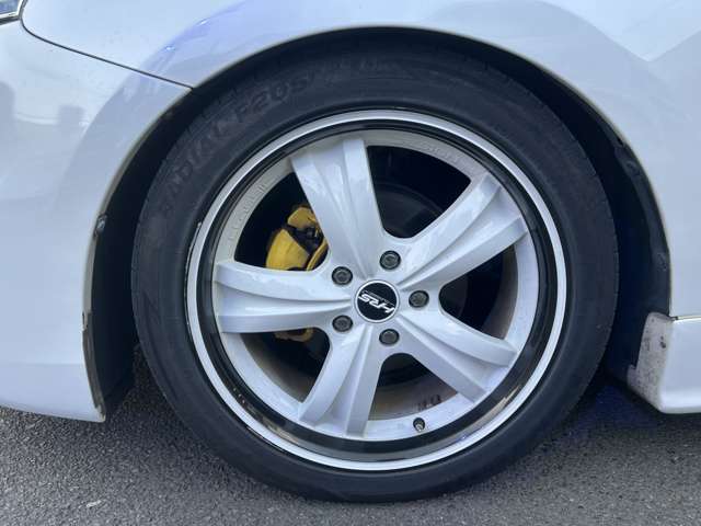 プリウスα 2013/H25