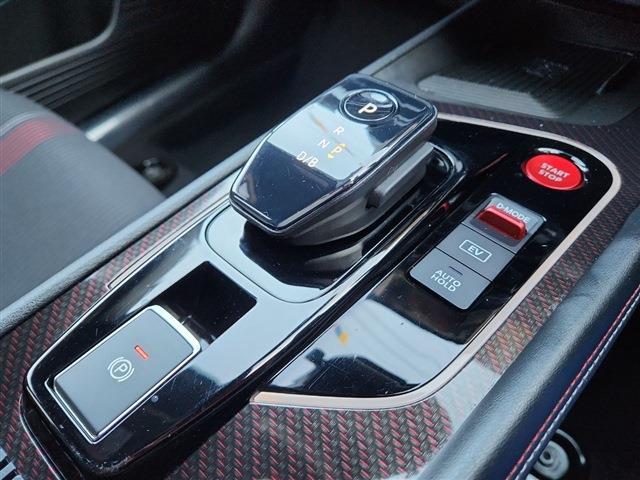 ノートオーラ 2022/R4