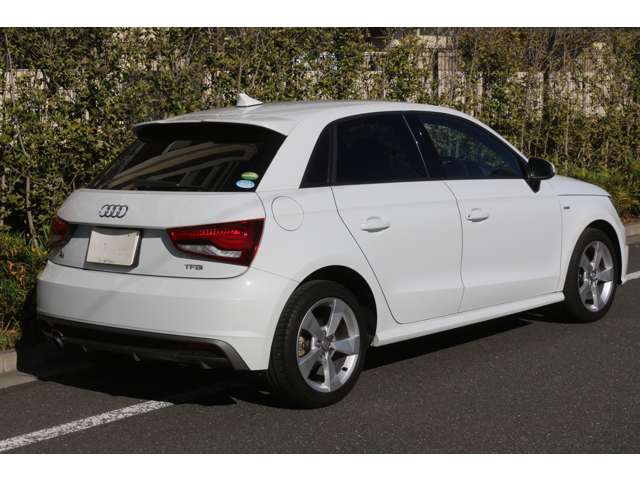 A1スポーツバック 2015/H27