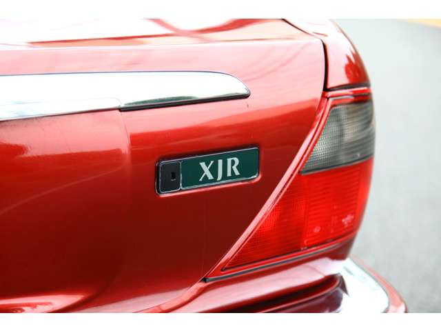 XJ 1998/H10