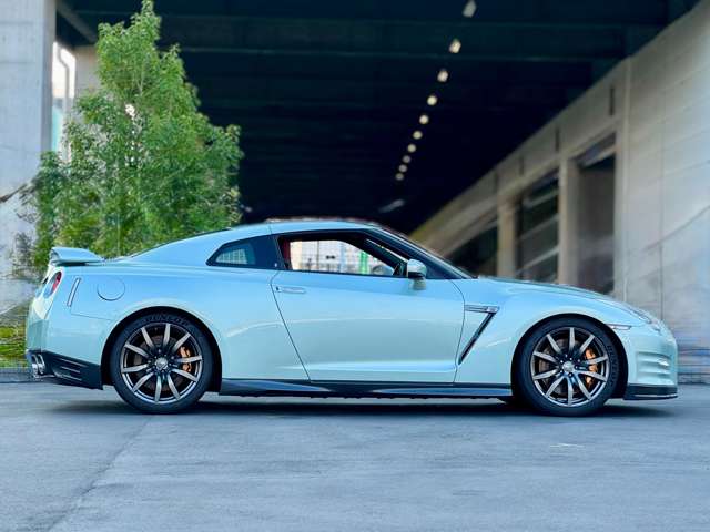 GT-R 2011/H23
