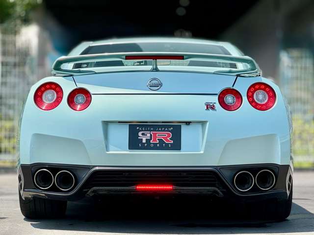 GT-R 2011/H23