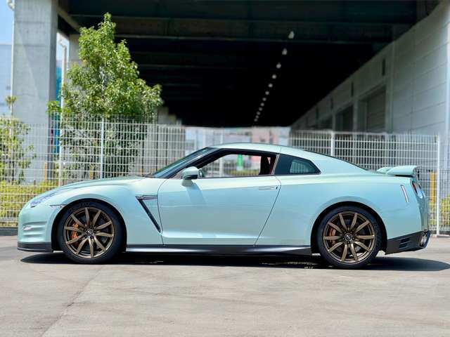 GT-R 2011/H23