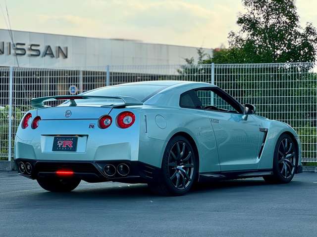 GT-R 2011/H23