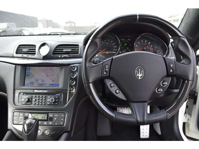 グラントゥーリズモ 2015/H27