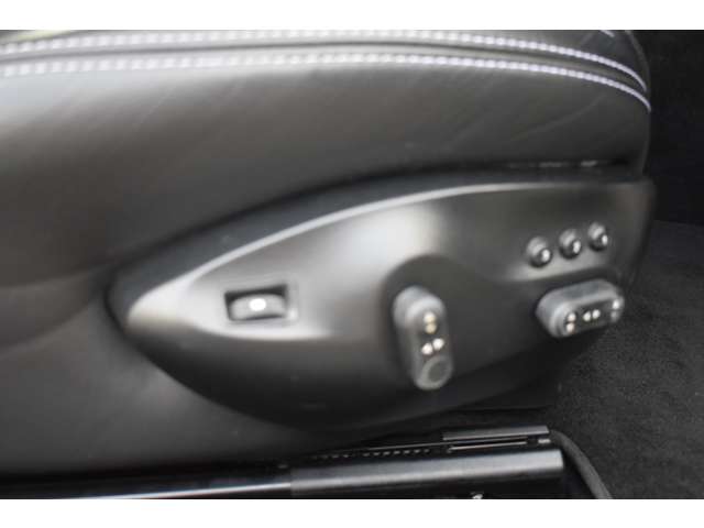 グラントゥーリズモ 2015/H27