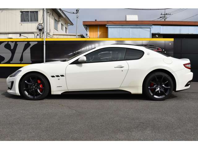 グラントゥーリズモ 2015/H27