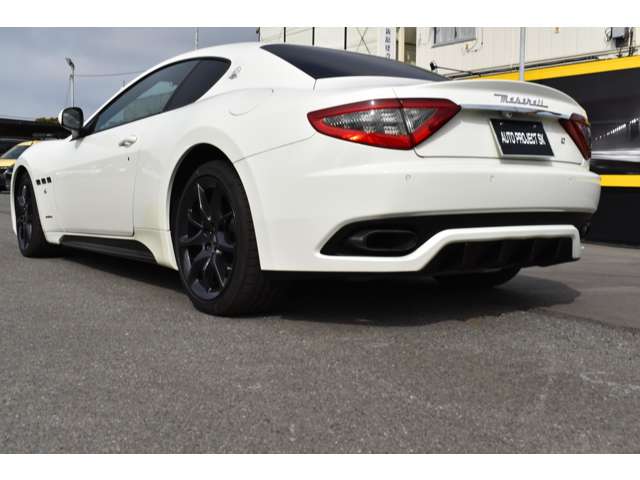 グラントゥーリズモ 2015/H27