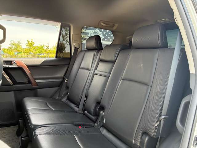 ランドクルーザープラド 2012/H24