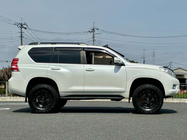 ランドクルーザープラド 2012/H24