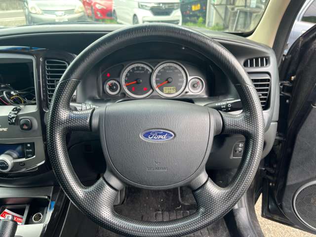 エスケープ 2010/H22