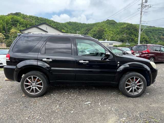 エスケープ 2010/H22