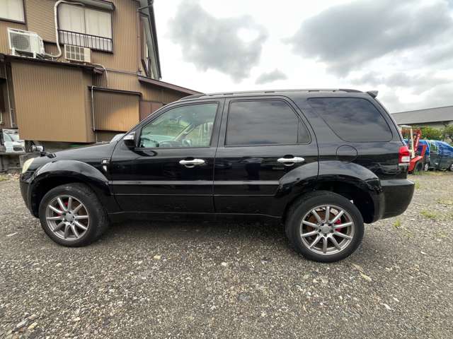 エスケープ 2010/H22