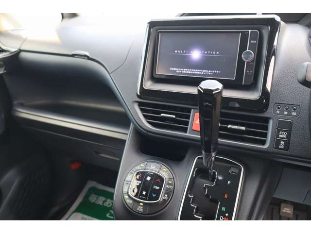 ヴォクシー 2014/H26