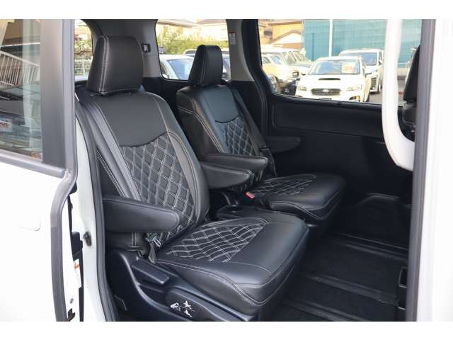 ヴォクシー 2014/H26