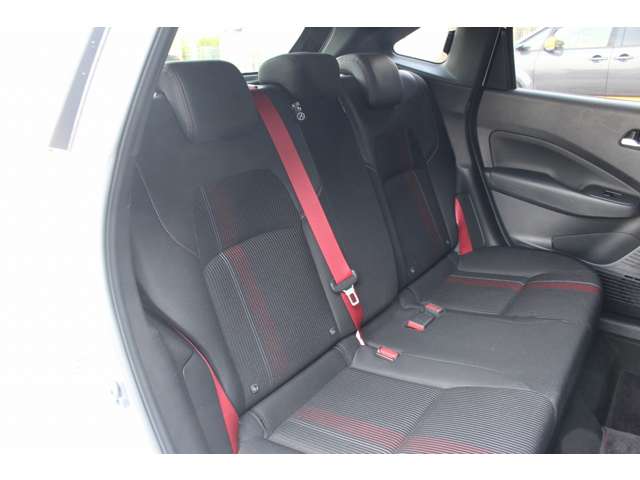 ノートオーラ 2022/R04