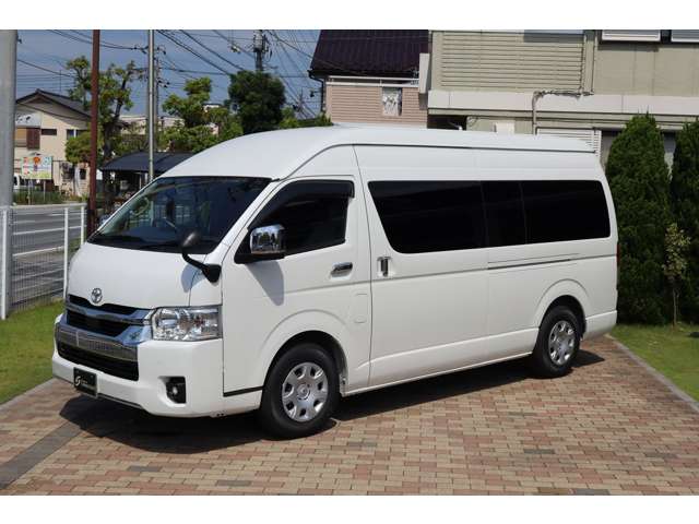 ハイエースコミューター 2026/R08