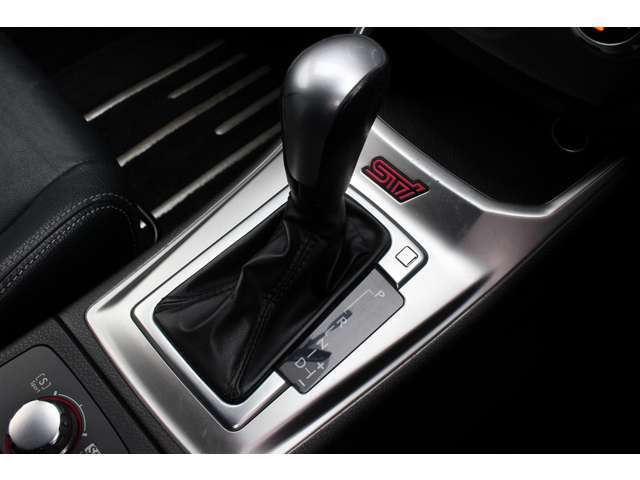 インプレッサハッチバックSTI 2009/H21