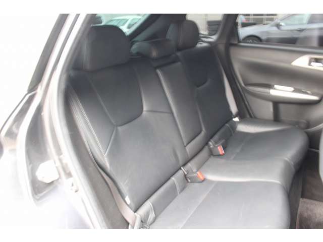 インプレッサハッチバックSTI 2009/H21