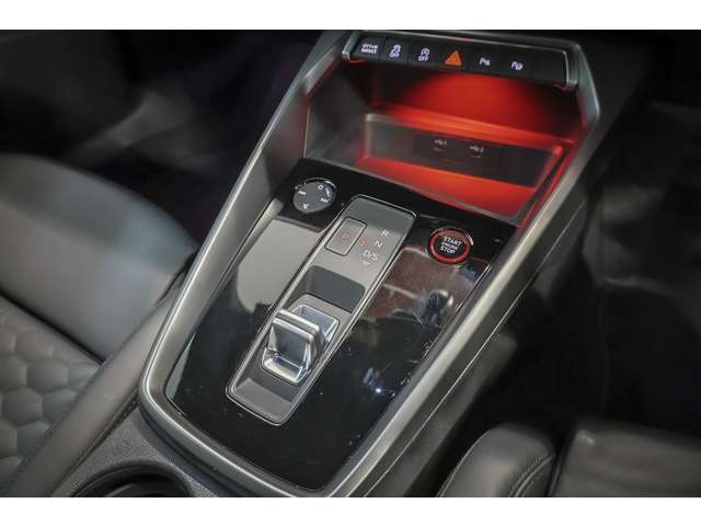 RS3セダン 2022/R04