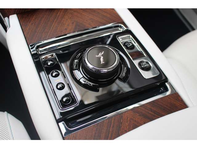 カリナン 2019/R01