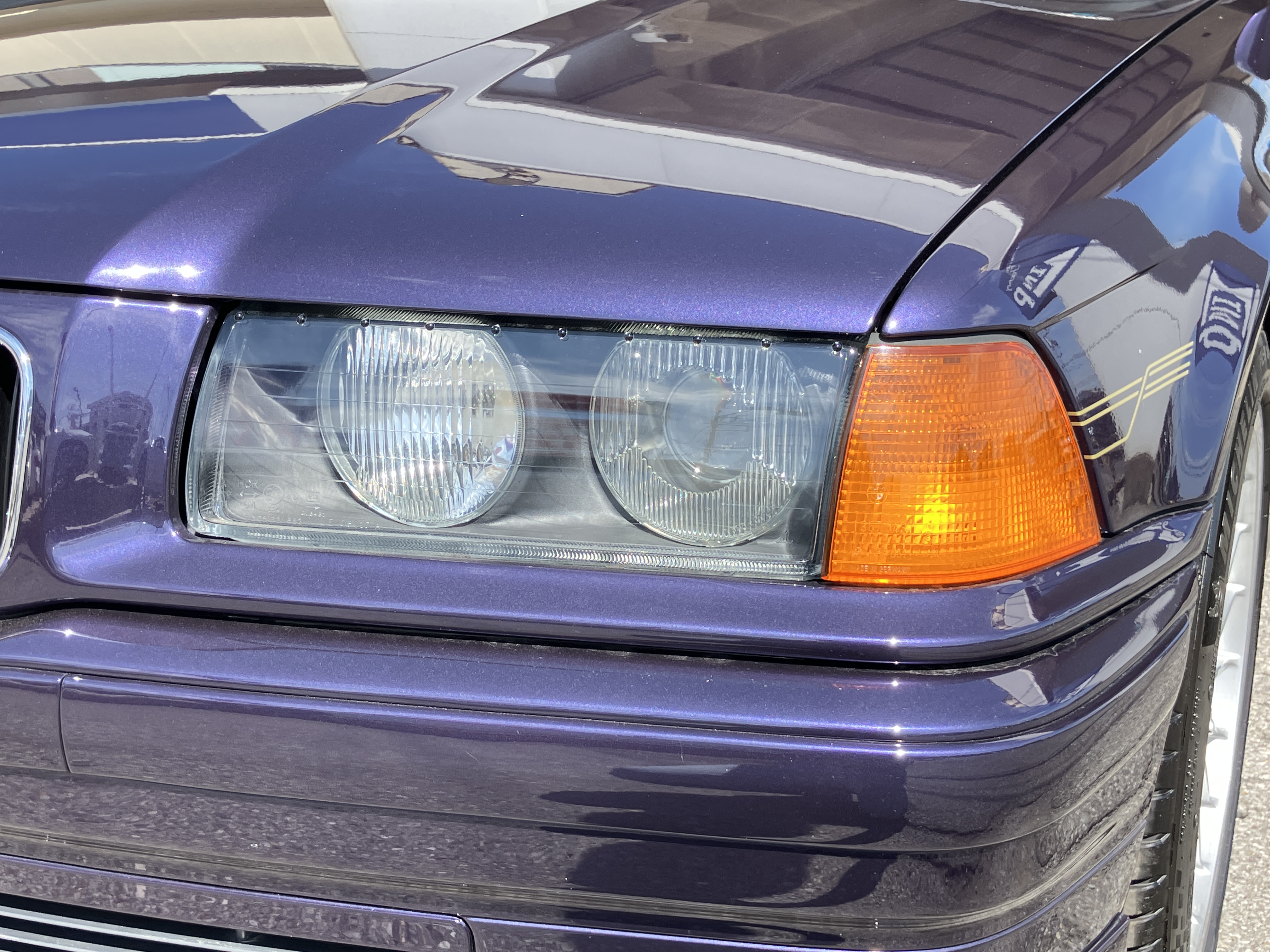 B3 1995/H07