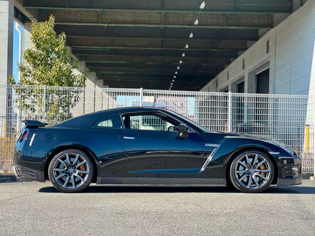 GT-R 2012/H24