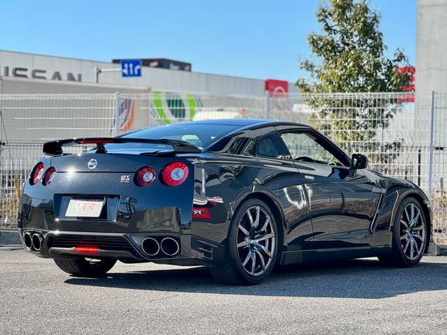 GT-R 2012/H24