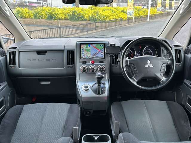 デリカD:5 2011/H23