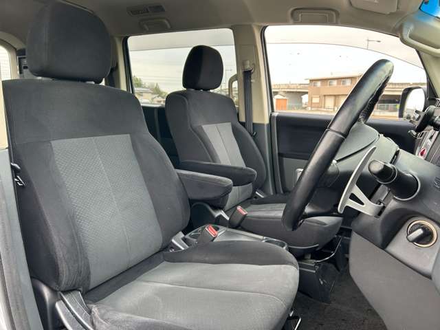 デリカD:5 2011/H23