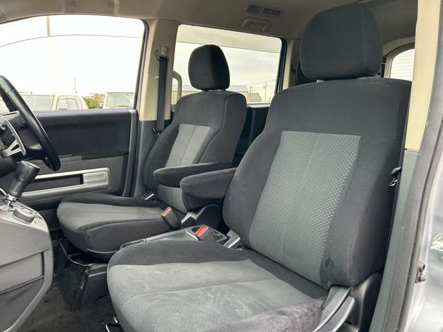 デリカD:5 2011/H23